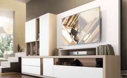 Горка с фасадами из пластика белого цвета фото №1