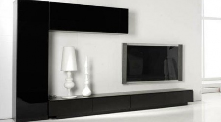 Стенка для ТВ с черными глянцевыми фасадами