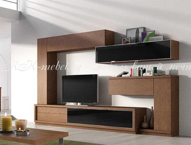 Стенка строгой формы фото №1