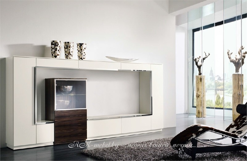 Горка в гостиную фото №1