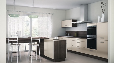 Кухня из пластика с островом