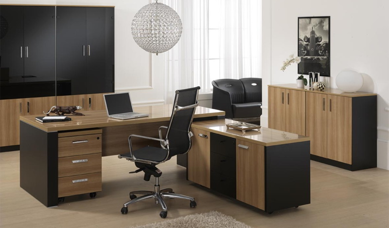 Офисная мебель черно-коричневая фото №1