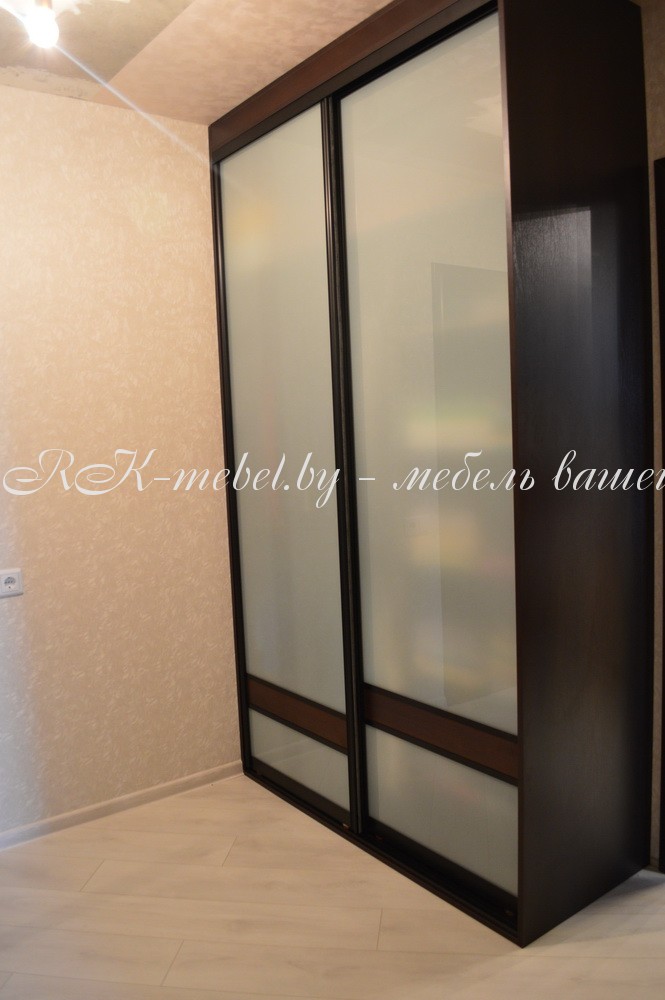 Встроенный шкаф-купе в прихожую. фото №1